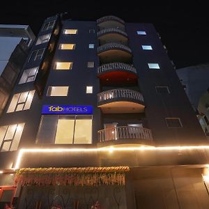 Fabhotel Royale 49
